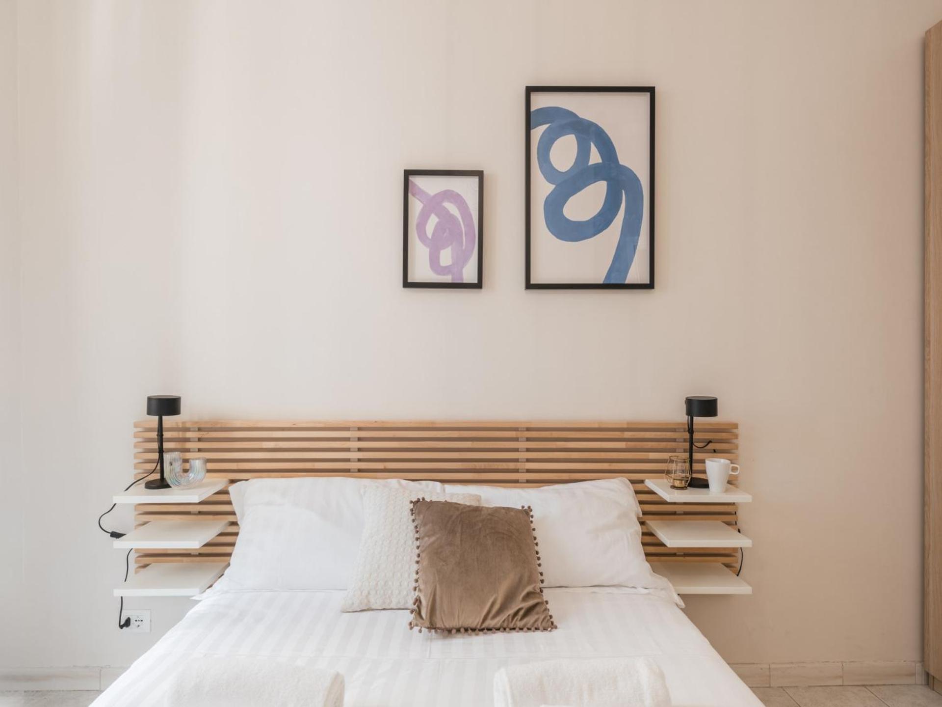 The Best Rent - Spacious One-Bedroom Apartment Near Colosseum Рим Екстер'єр фото